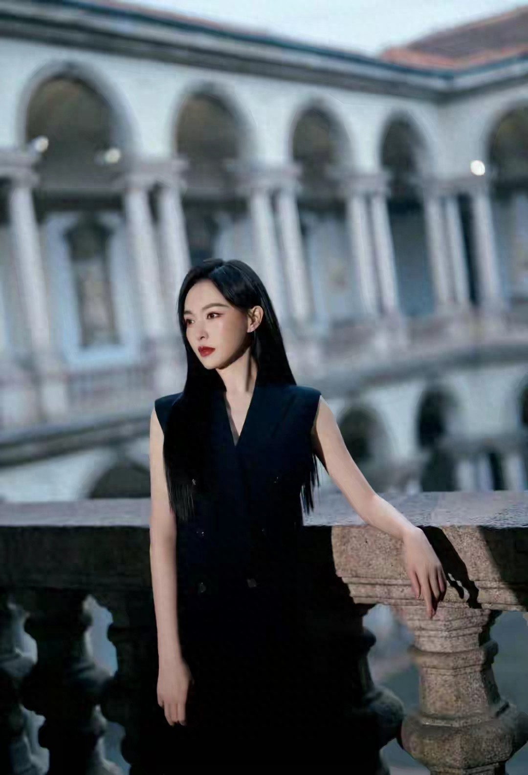 黑长直太美了，唐嫣就是甜御天花板