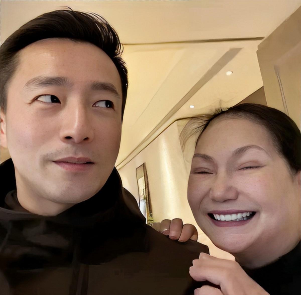 大S“干爹”透露了S妈心情,S妈有可能会寻求与汪小菲握手言和