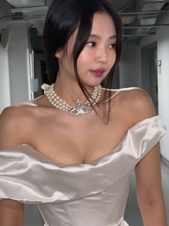 Jennie新造型更新喽