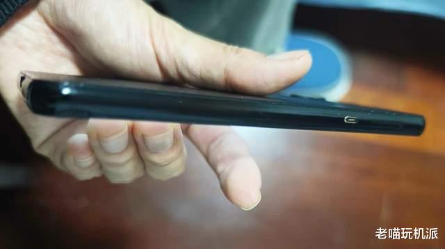 彩色墨水屏清晰又護眼，這款國產小眾智能機，閱讀效果像真實書本