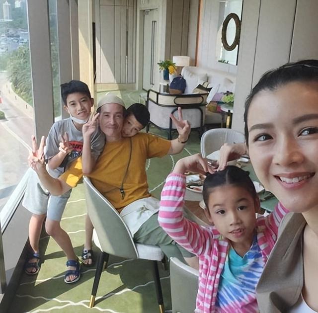 小豪门瓜:陈茵媺为挤进上流社会挥霍拜金,导致陈豪经济危机?