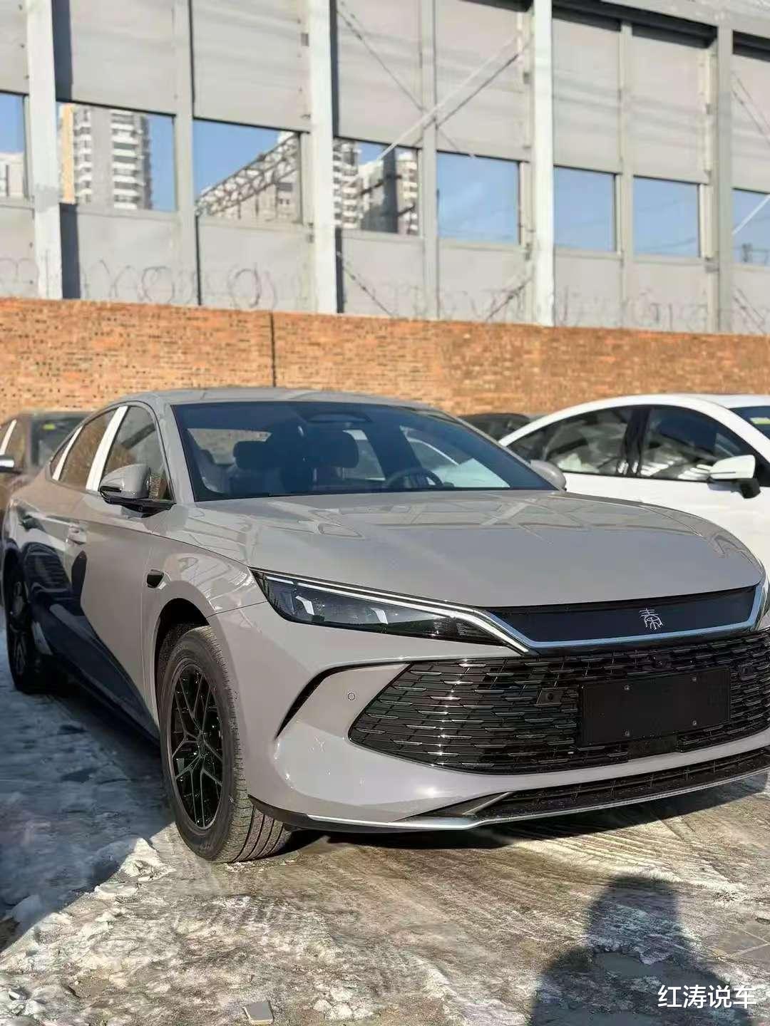 比亚迪秦L DM-i长续航版到店，纯电续航210km，增云辇-C系统，会火