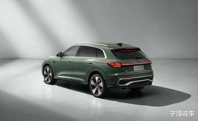 全新一汽奥迪Q5L震撼登场，搭载华为智驾系统，车身尺寸直逼Q7水准