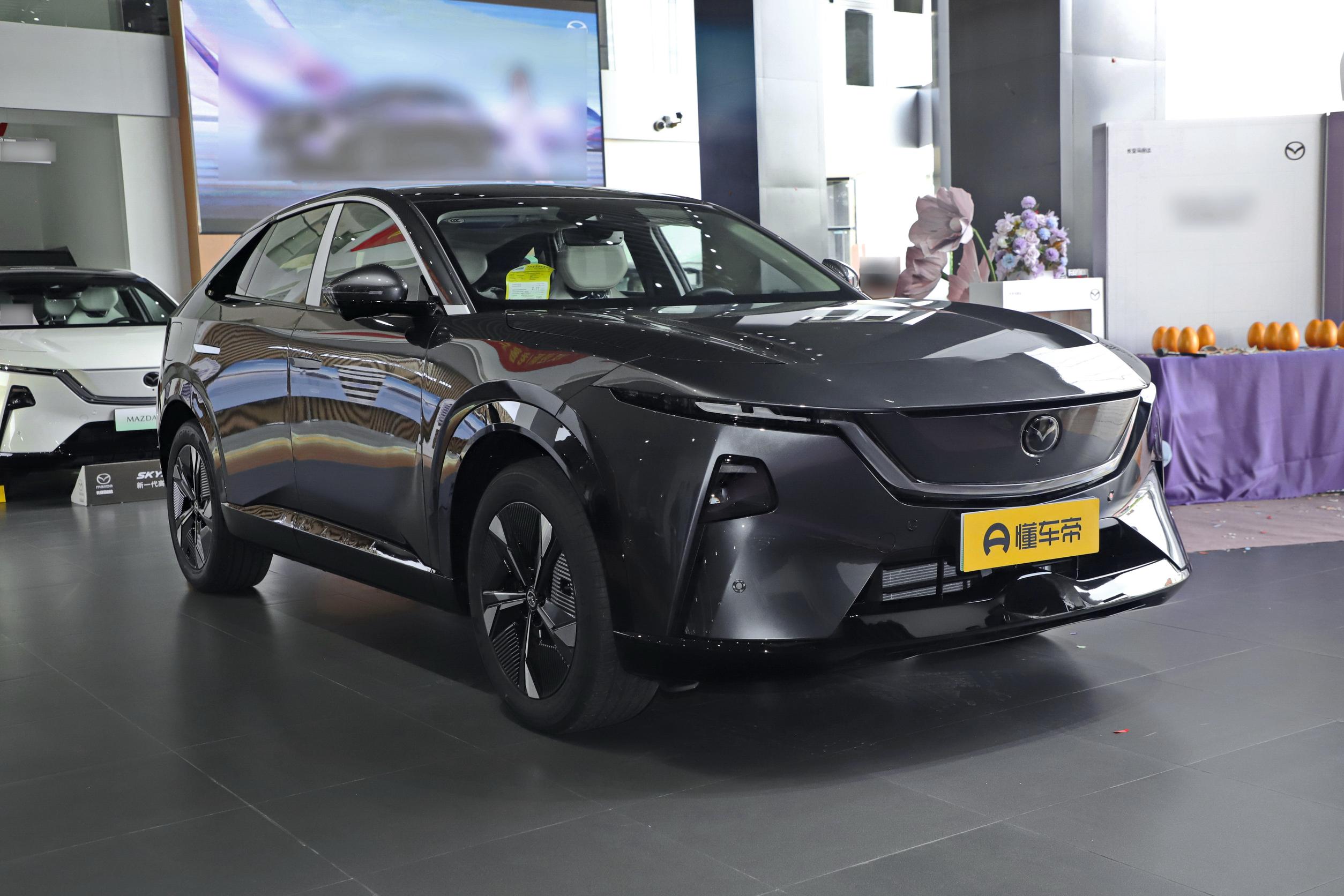 试驾长安马自达EZ-60:12万起售,操控不输传统燃油车