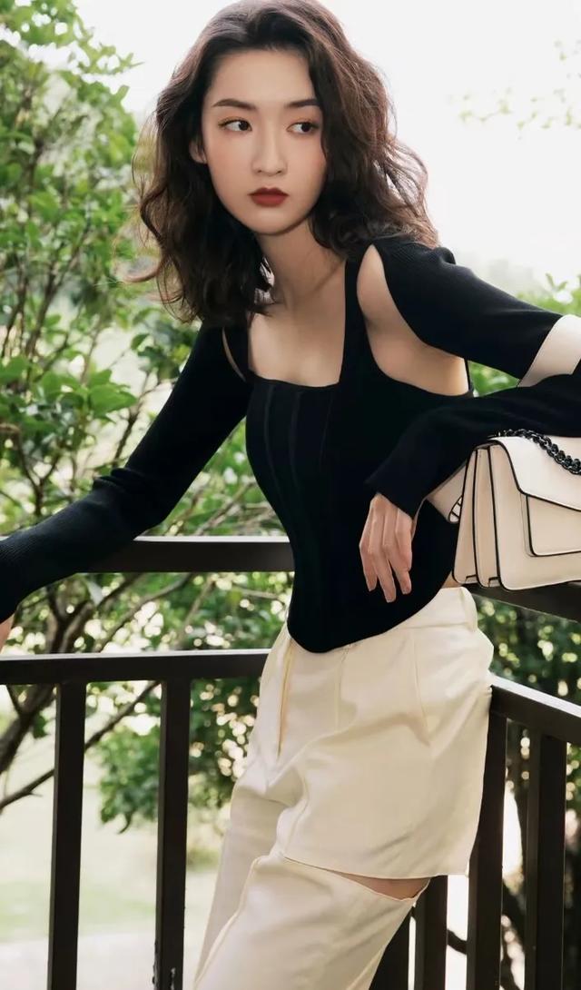 妈呀王玉雯好美啊，身材贼好很圆润，超带感。