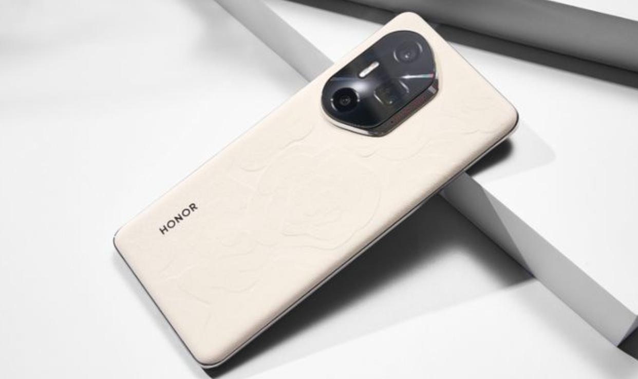 16GB+1TB+100倍變焦，跌至3848元，榮耀高端旗艦售價(jià)“大跳水”