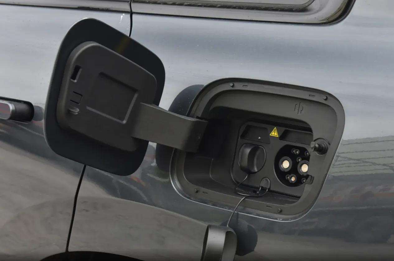 尚界H5预售16.98万起，到底划不划算？比过零跑C10再说话