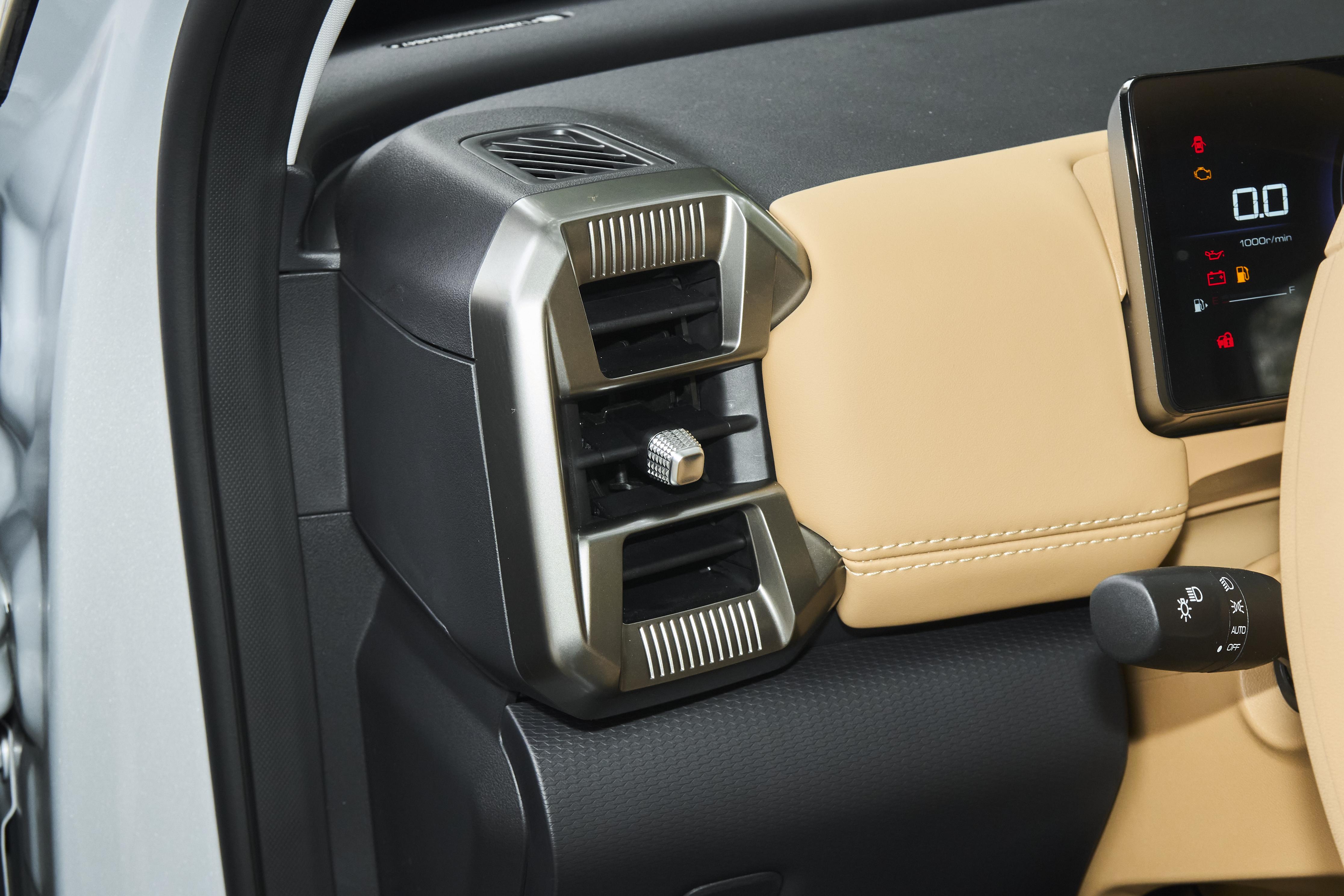 五菱星光560即将登场,权益价5.98万起,燃油/插混/纯电可选