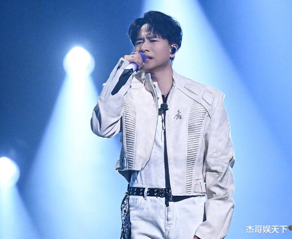 梁源手撕流量爱豆邓佳鑫，华语乐坛没救了