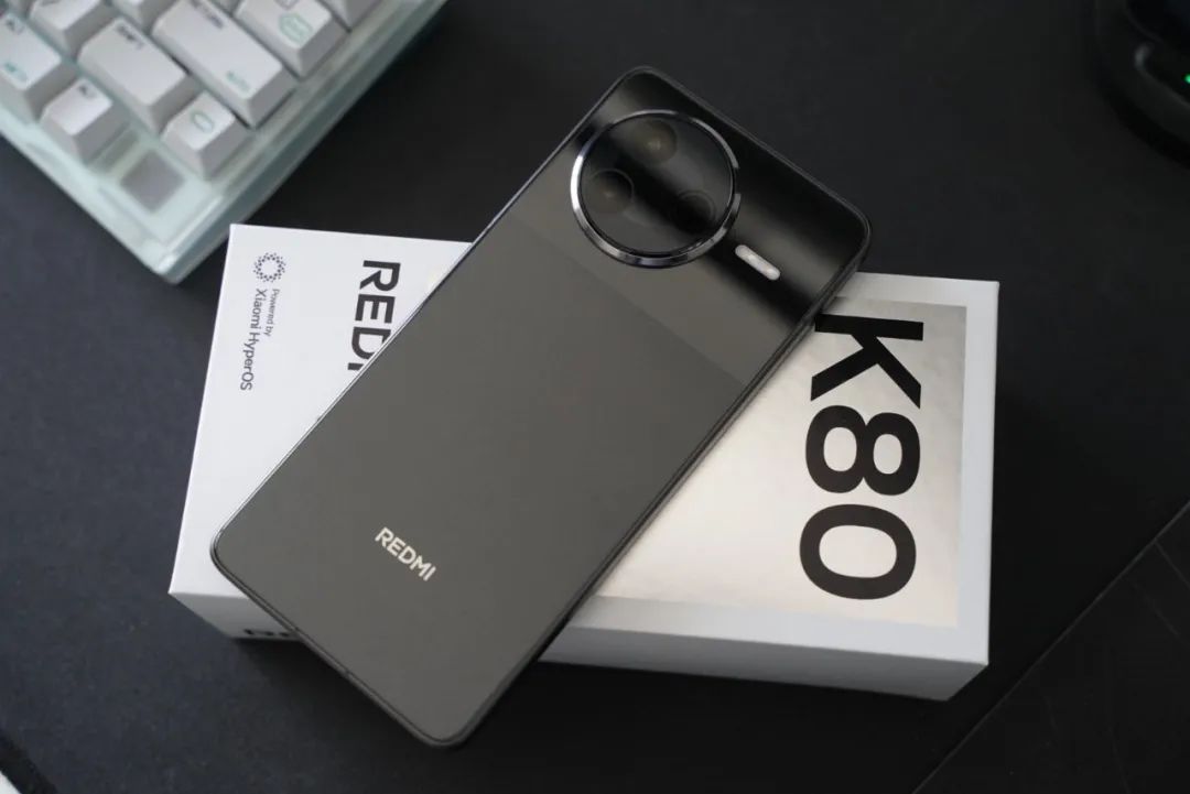 1655元！3款大電池手機價格“崩盤”