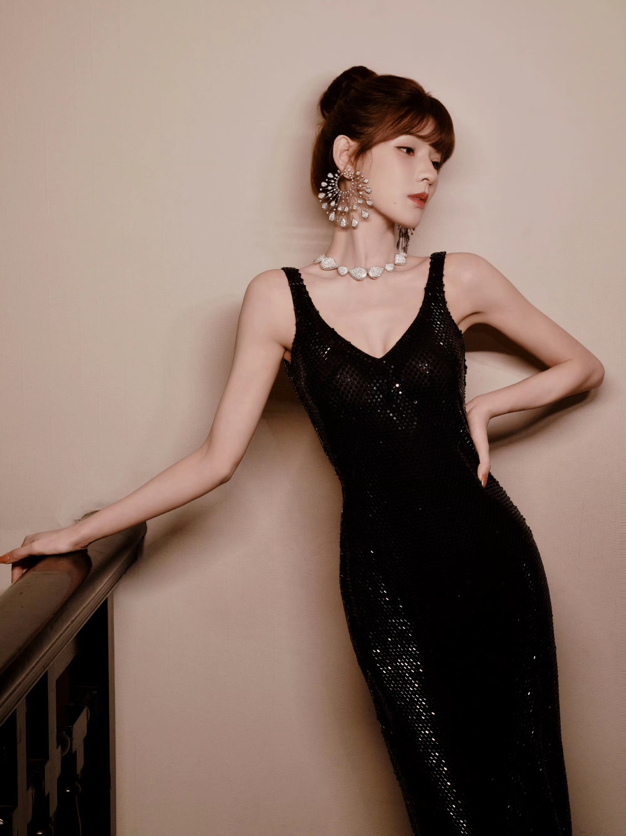 拥有精灵般容颜的张予曦实在太美