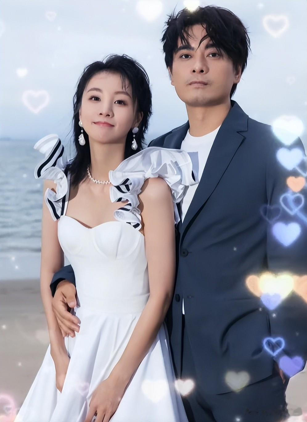 49岁陈龙大变样！秃头白发，连眉毛都白了，80岁母亲却精神气很足