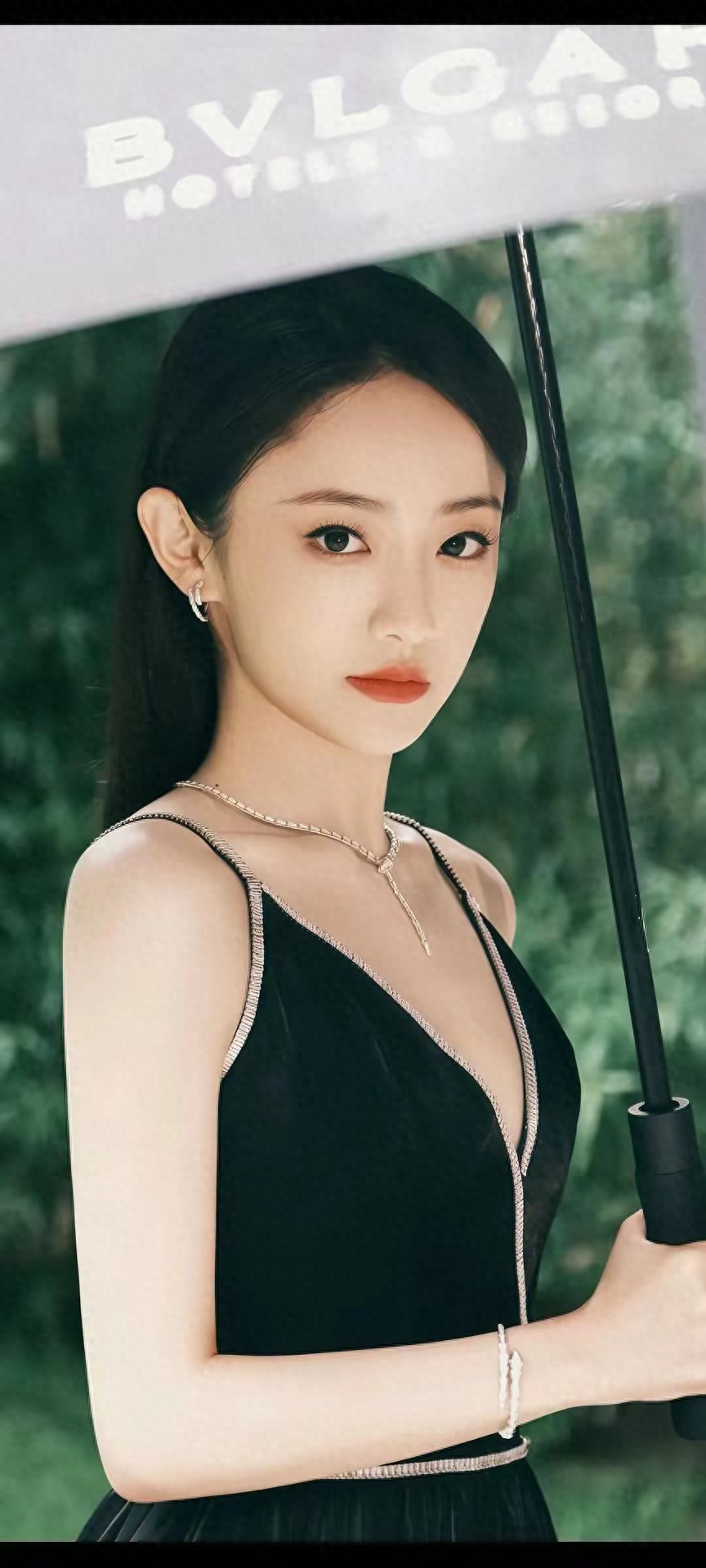 戏路百变的实力派小花——吴佳怡