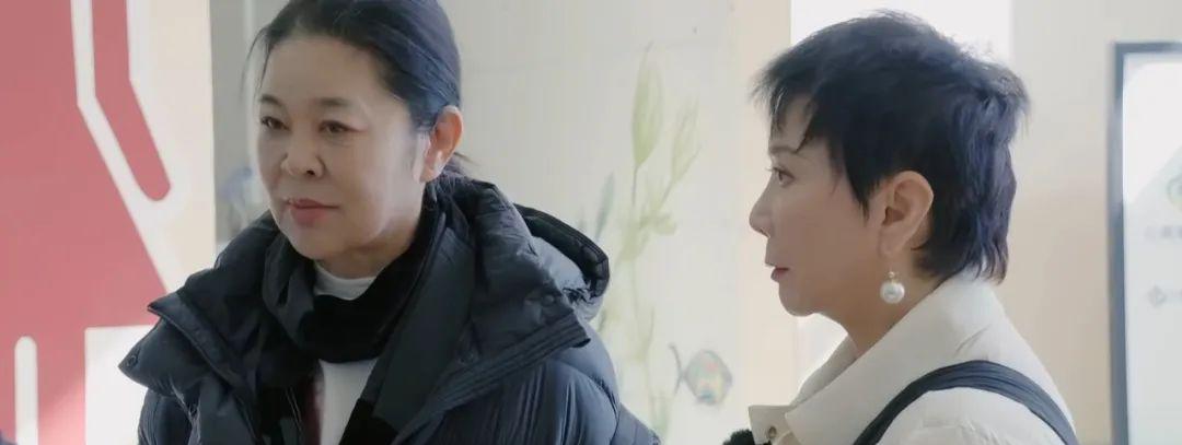 和向太斗心眼时，刘晓庆单纯得像个新兵蛋子