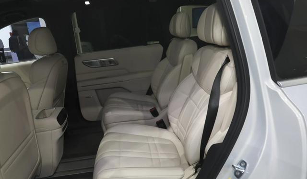 新车丨售价23.99万元起，采用6座布局，深蓝S09正式上市