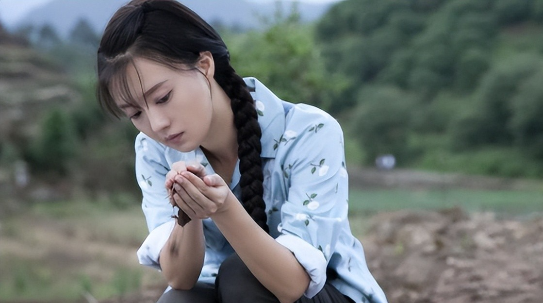 48岁的演员傅晶还能火吗？