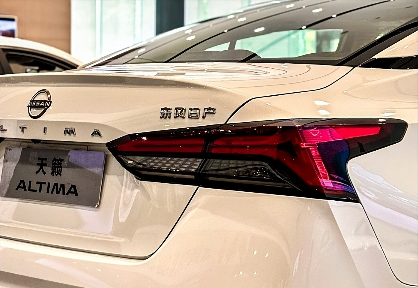 13万想买一辆油车，天籁和速腾哪个好？车主早已给出了正确答案