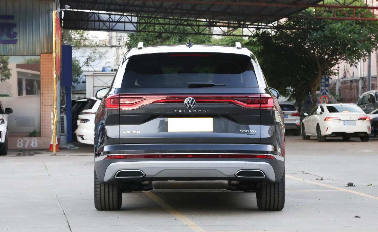 大众真正厚道的SUV，车长超5米1，2.5T+V6+四驱，还买啥汉兰达