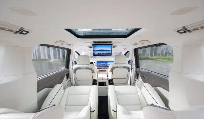 MPV终于卷明白了，魏牌全新高山30.98 万起，入门即满配