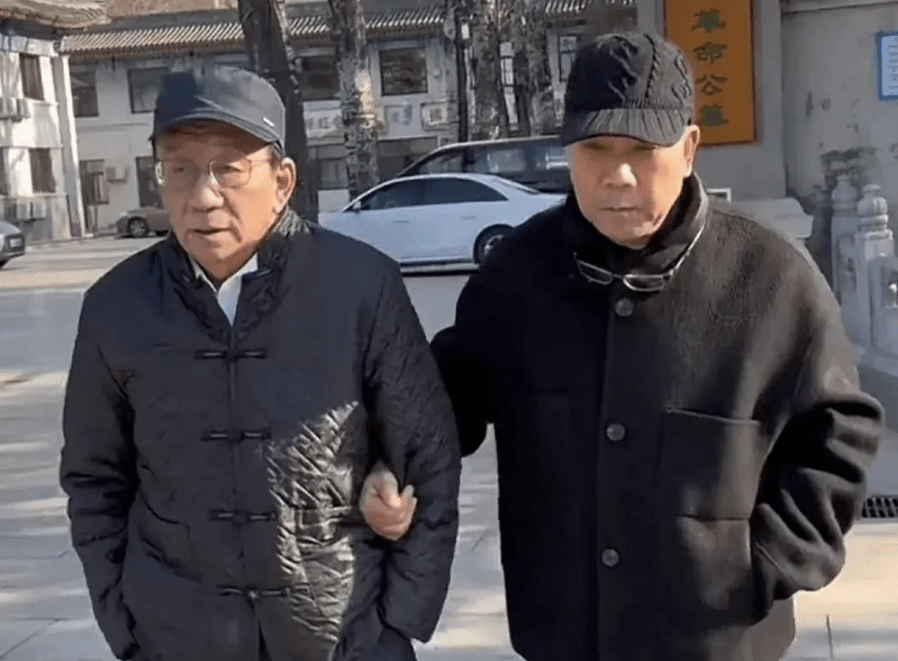 杨议拜师成功以后,更大的问题还在后边,称呼上面就让别人犯了难