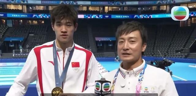 港圈最抢手贵公子”宣布结婚：没想到，他最后娶了素人……