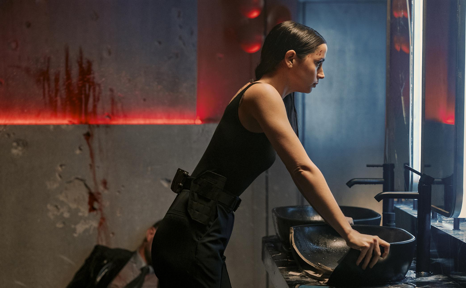 破4亿！海外票房将超《哪吒2》，71岁成龙又给国产片上了一课