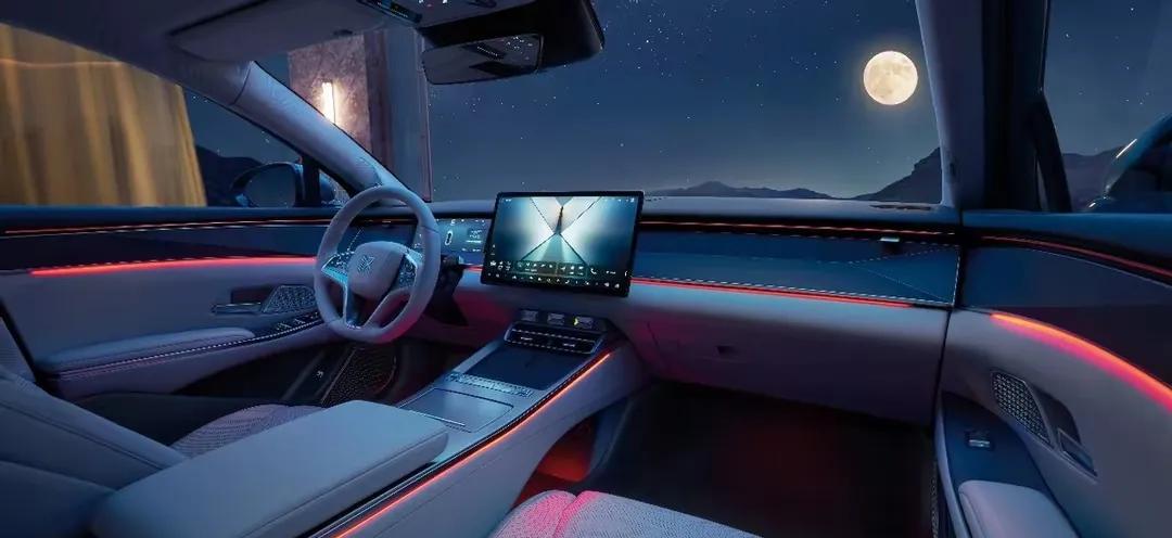 当比亚迪汉L EV上市后，友商的天彻底塌了