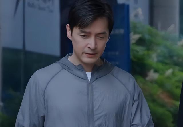 正午阳光赌对了！《生命树》炸翻全网，男女主出场全场欢呼