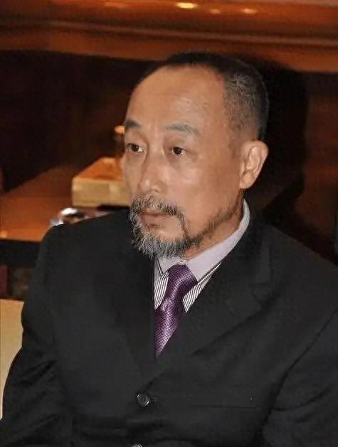 崇洋媚外移民美国，68岁孙海英再次发声，真实近况出乎粉丝意料