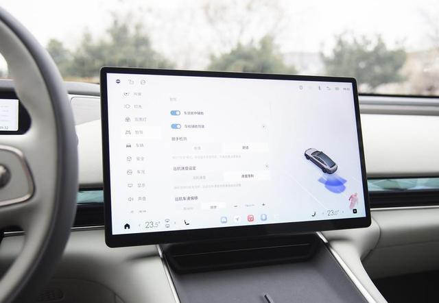 综合续航1550km，才卖1528万起，高端智驾新卷王上市