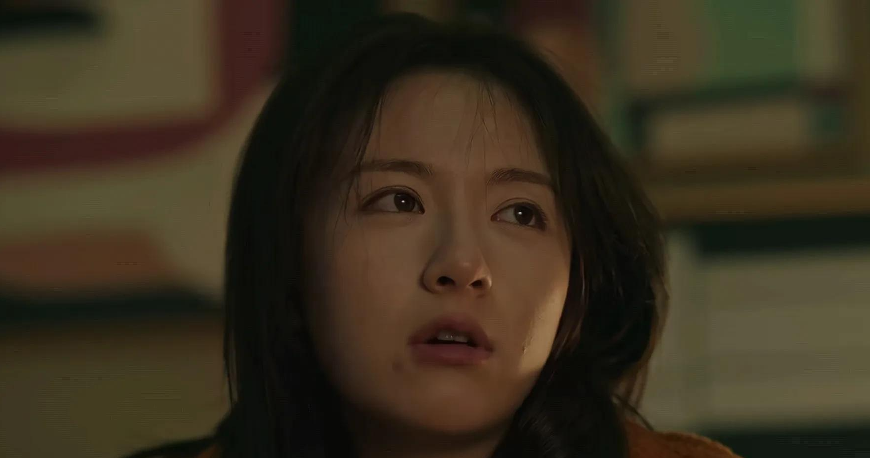 开播一小时,评分高达9.8,一口气看完4集,我要说:此剧要爆