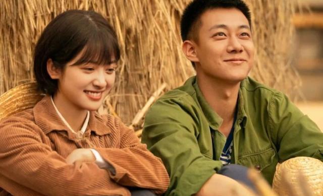 当强行扮嫩”的风刮到央视年代剧，一脸褶子扎双马尾，真尬！