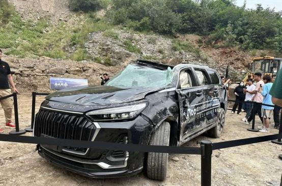 安全即豪华！星途揽月C-DM暴雨极限测试背后的技术密码