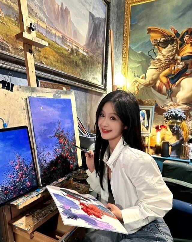 短剧女主们入行前长啥样?是天生丽质还是滤镜美人,差距还真大