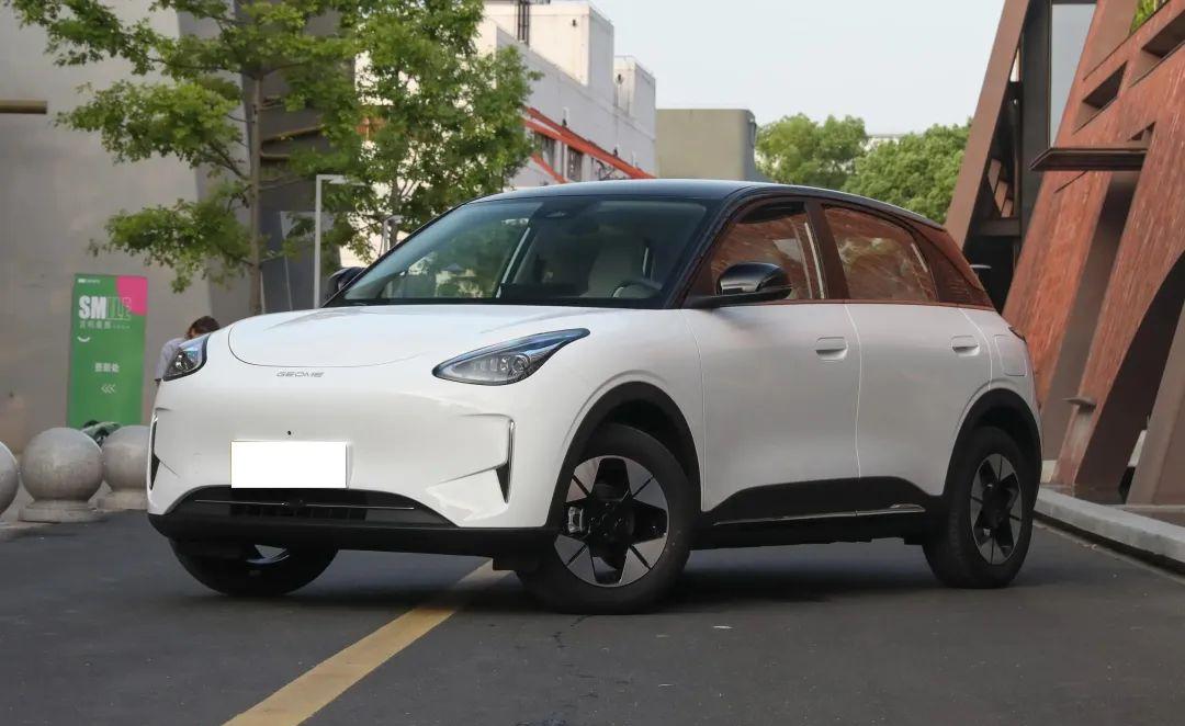 卷的太狠！6.98万起，空间不输SUV，续航410km，月销28146辆