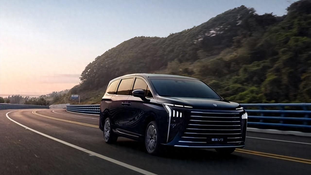 星海V9：东风风行的“黑马”MPV，能否撼动市场？