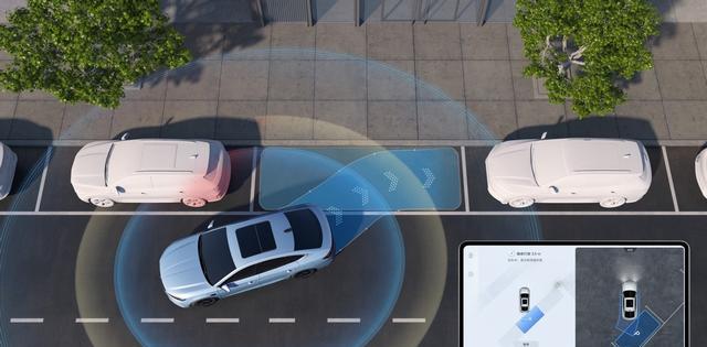 高阶智驾+第五代DM技术，中级轿车秦L DM-i智驾版限时8.98万元起