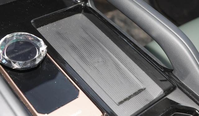 奇瑞不负众望，造了台9.98万的“方盒子”，坦克掉头+四驱，良心