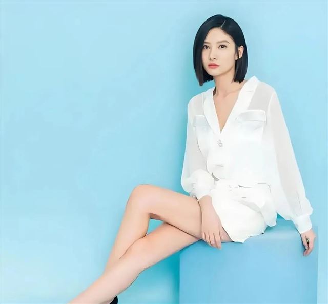 被爆出事的，真的是吴优吗，她可是太美了，颜值身材性感无敌！