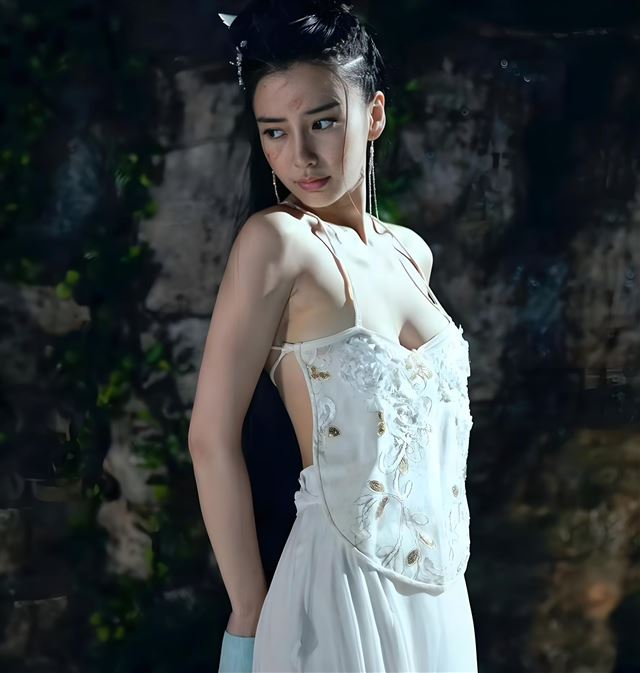 Angelababy复出试水失败?新剧扑街,网友:演技十年如一日!