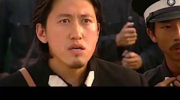 从吃垮烧烤摊到《狂飙》翻红：52岁赵龙豪的江湖沉浮录