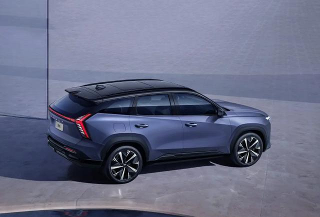 15万想买大空间5座SUV，绕不开这3款，空间舒适底盘稳，油耗不高