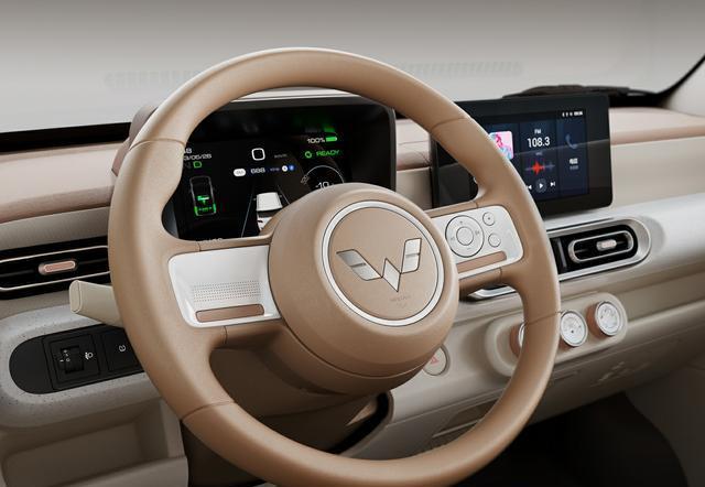 想买宏光MINI的别急，增215km快充版本，颜值提升