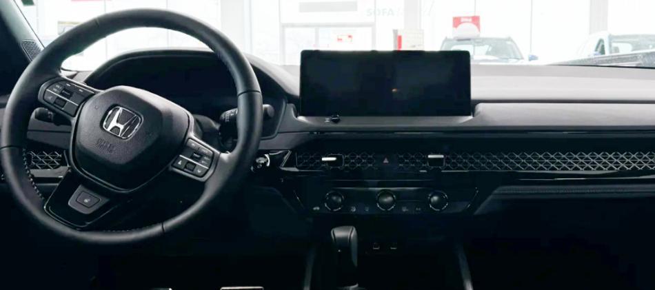 跌至11万!本田价格屠夫终降临,2.0混动爆332马力,大溜背配92油