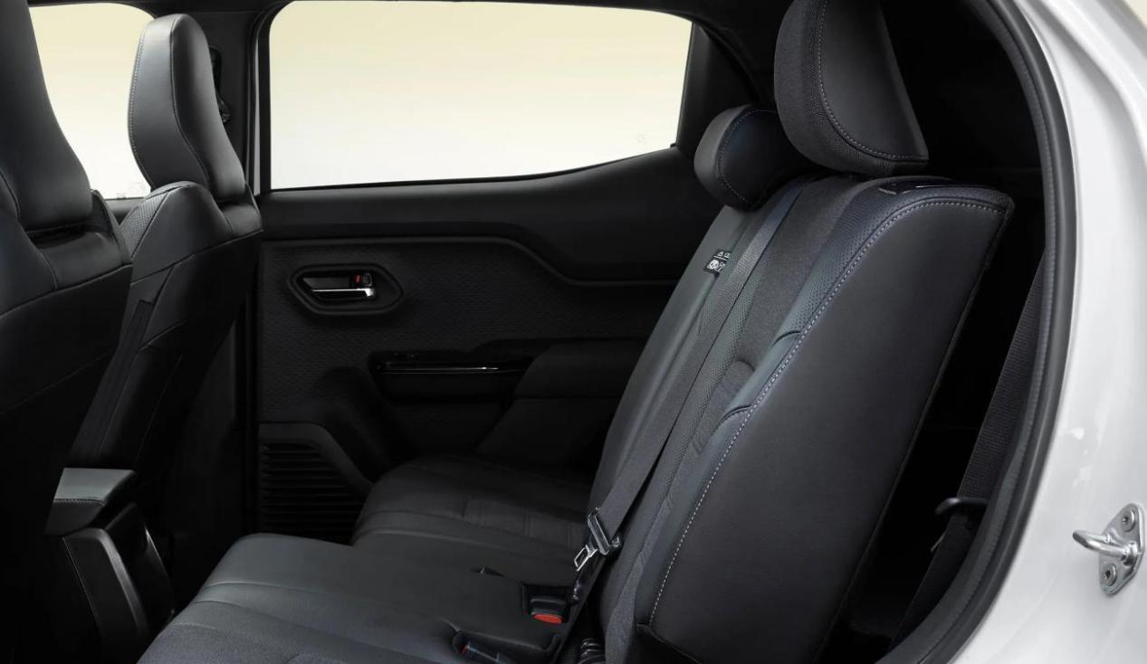 约合人民币9.7万元起，丰田城市巡洋舰官图发布，最高续航402公里