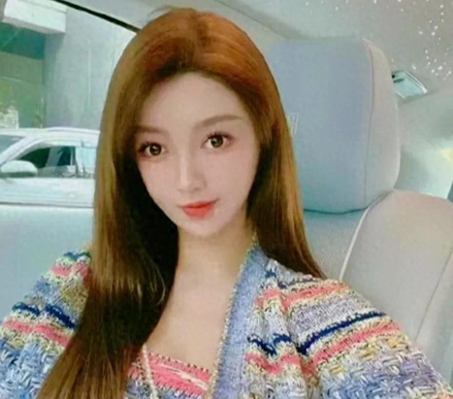 黄晓明叶柯生女？闺蜜否认，网红爆猛料真相炸裂！