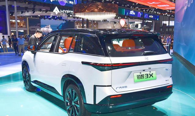 毫米级精度与多重备份，铂智 3X 践行丰田安全标准的细节