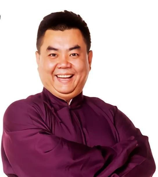 相声圈两大怪咖：时刻端着做派的张伯鑫；自以为高雅的高晓攀！