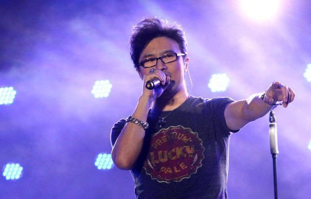 和章子怡离婚一年后，汪峰首谈离婚真相：她很美，但我厌倦了