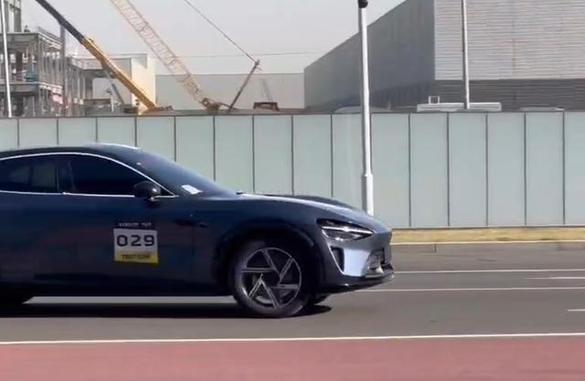 小米 YU7：未上市已先火，能否成为年度热门款？